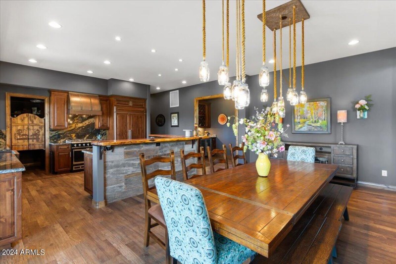 Kitchen Bar