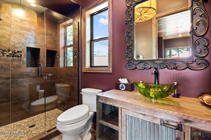 Loft Full bath
