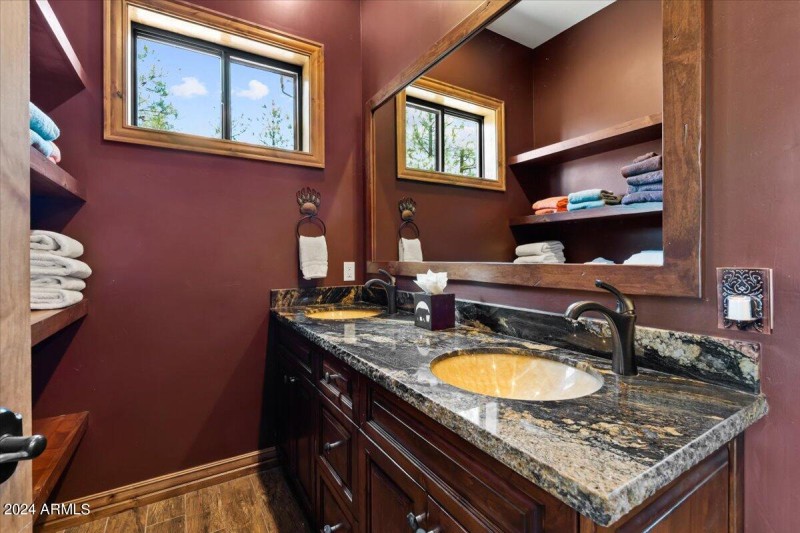 En-Suite bath