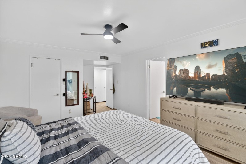 22-web-or-mls-15-N 29th Ln