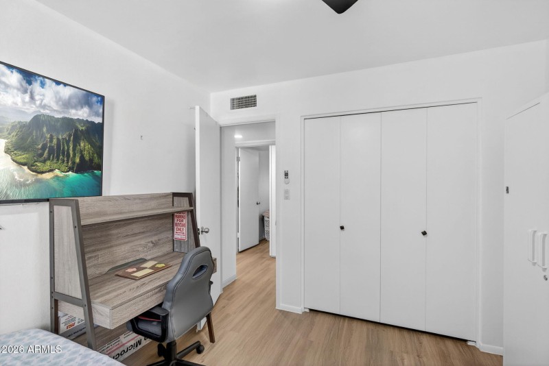 31-web-or-mls-12-N 29th Ln