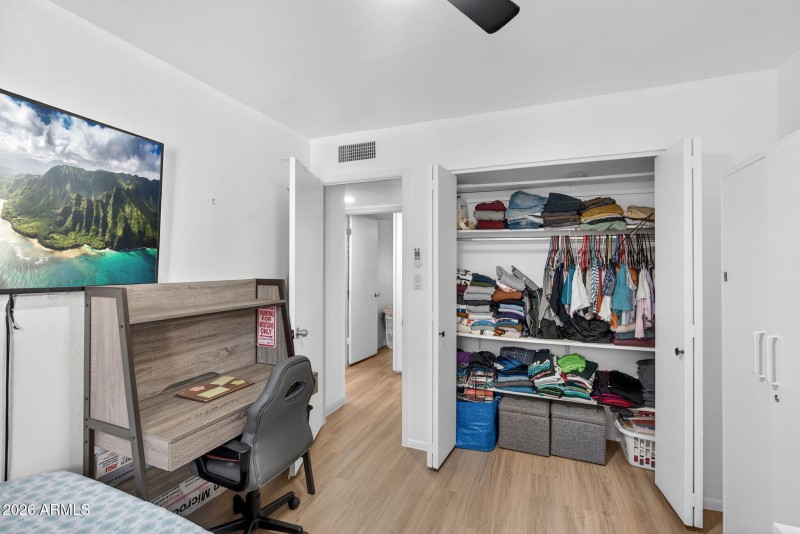 32-web-or-mls-13-N 29th Ln