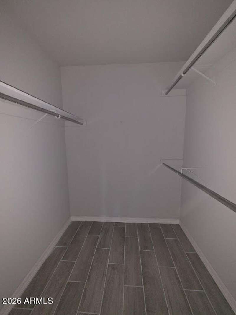 MASTER BEDROOM-Closet