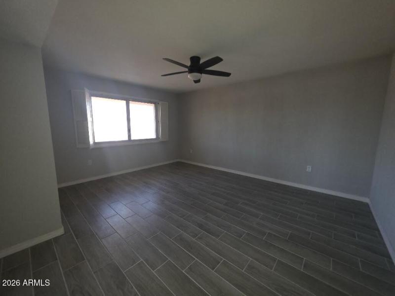 MASTER BEDROOM-pic 1