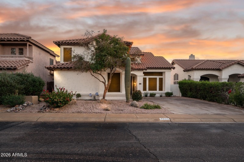 4221 E Rancho Caliente Drive