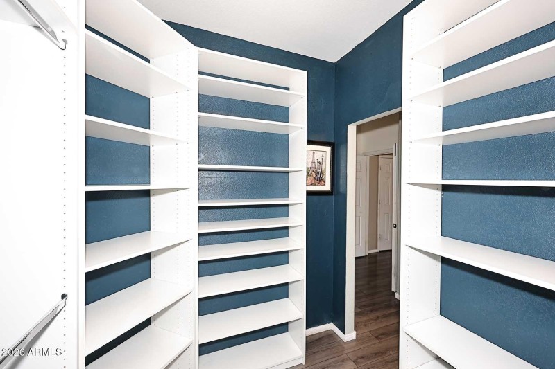 Primary Bath-Closet2