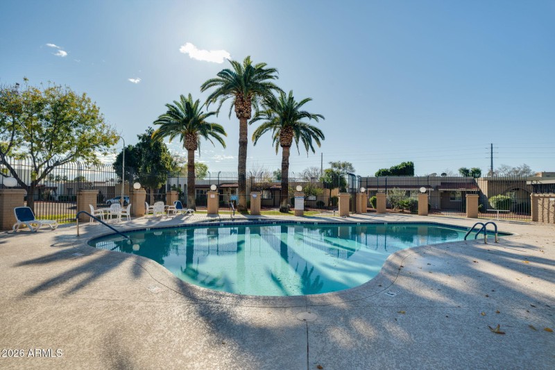 53-web-or-mls-Exterior-29