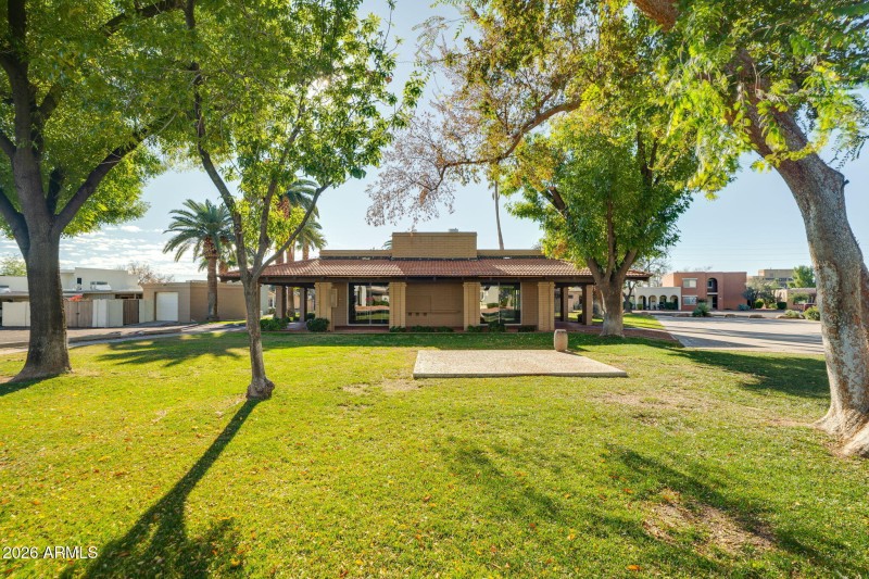 56-web-or-mls-Exterior-32