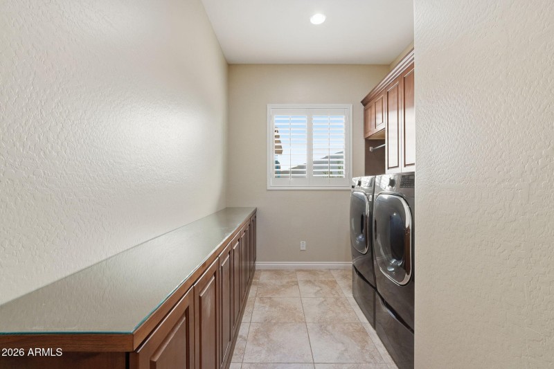 Smart space/lLaundry room