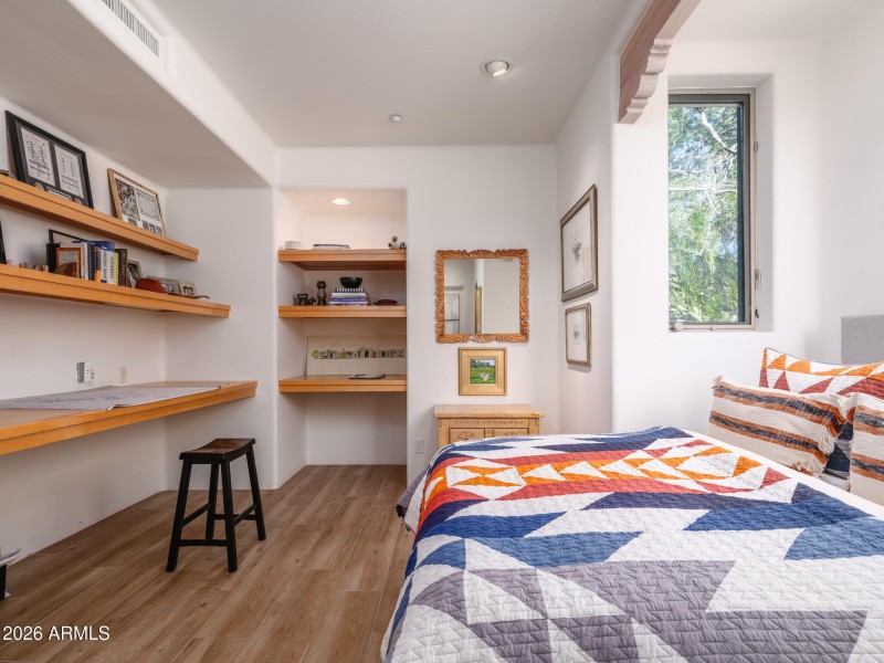 5943_E_CarefreeMountainDr_Images-39