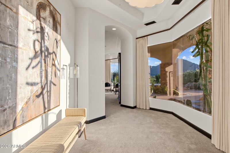 Sitting area in primary suite