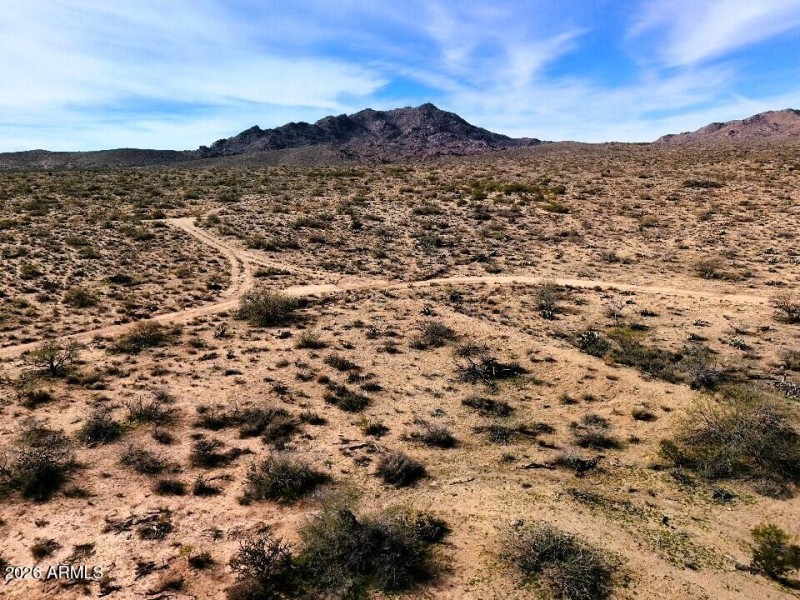 8) 66705-6961ac195d79e