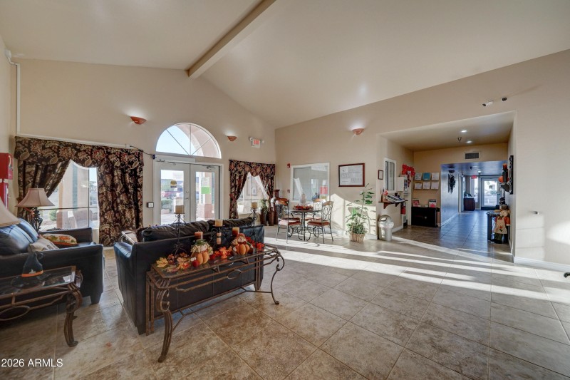 2101 S Meridian Rd-8