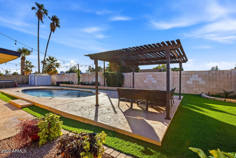 36-web-or-mls-839 W Kerry Ln Phoenix, AZ