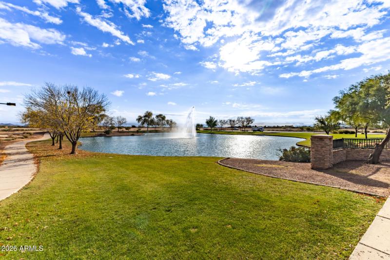 01 - Desert Horizons