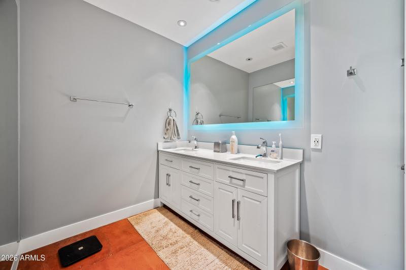 ocupix-16030N43S-DLX-28 - Primary Vanity