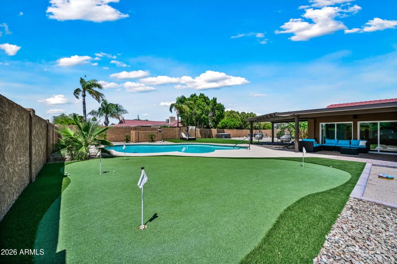 ocupix-16030N43S-DLX-42 - Putting Grn