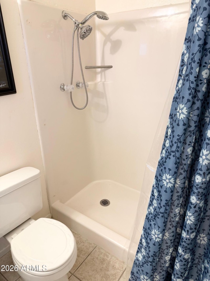 Primary Step-In Shower