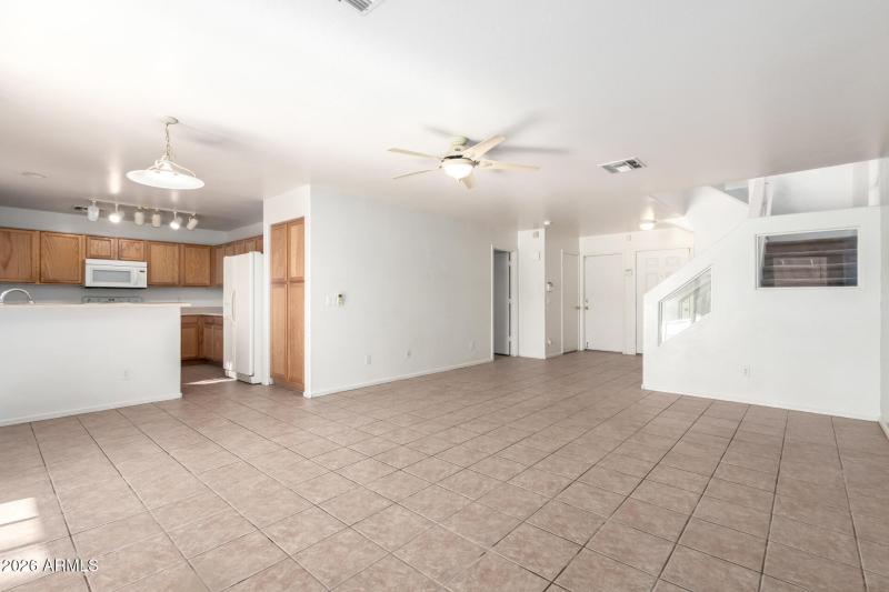 Family Room 4