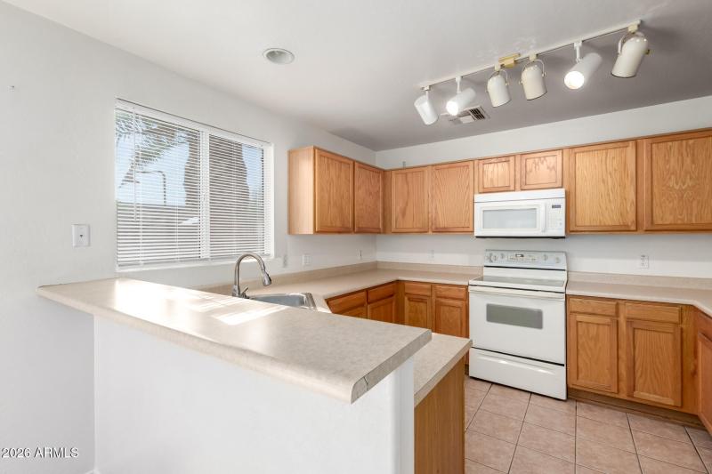 Kitchen 4