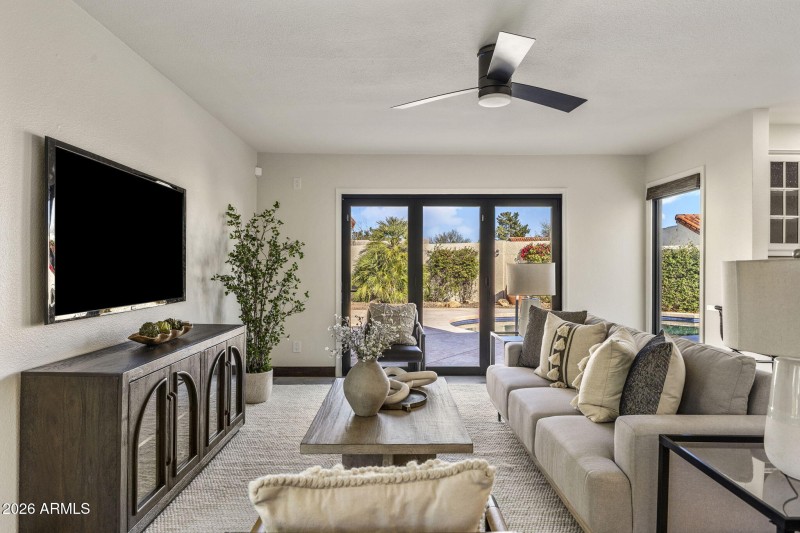 21-web-or-mls-IMG_5889