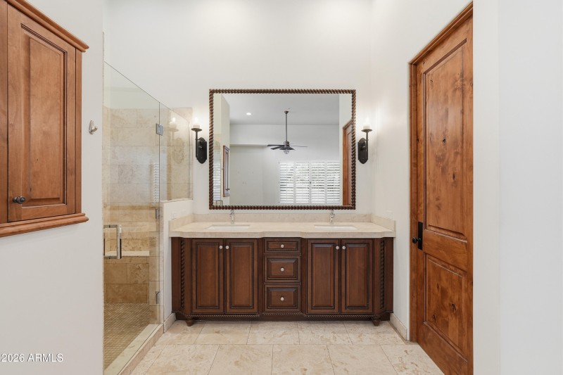 Shower & pvt toilet rm