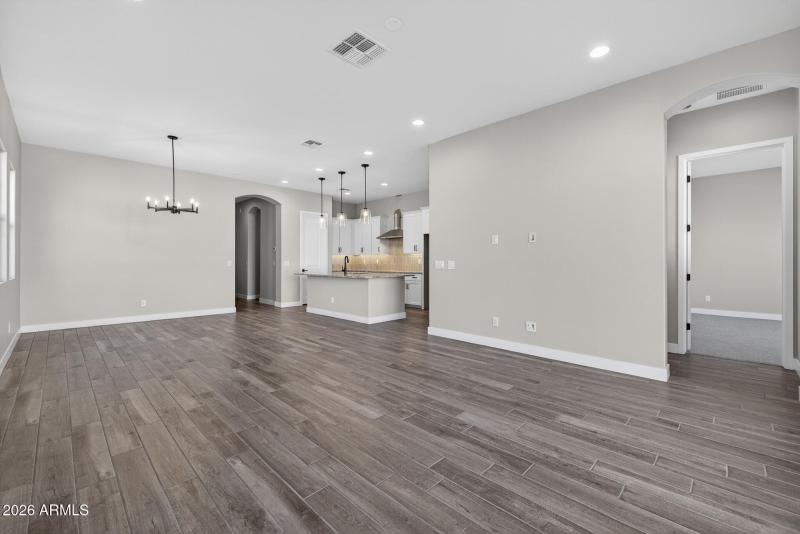 5)GREAT ROOM
