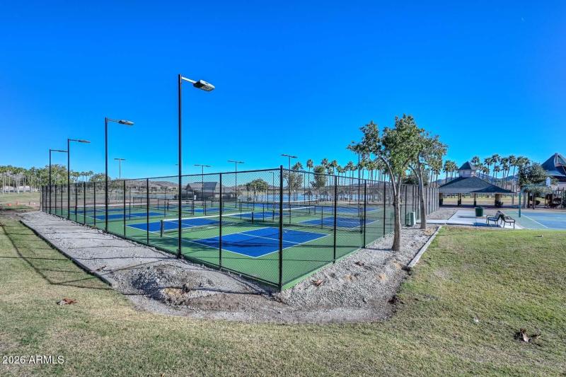 Estrella South Lake Park-Pickelball Cour