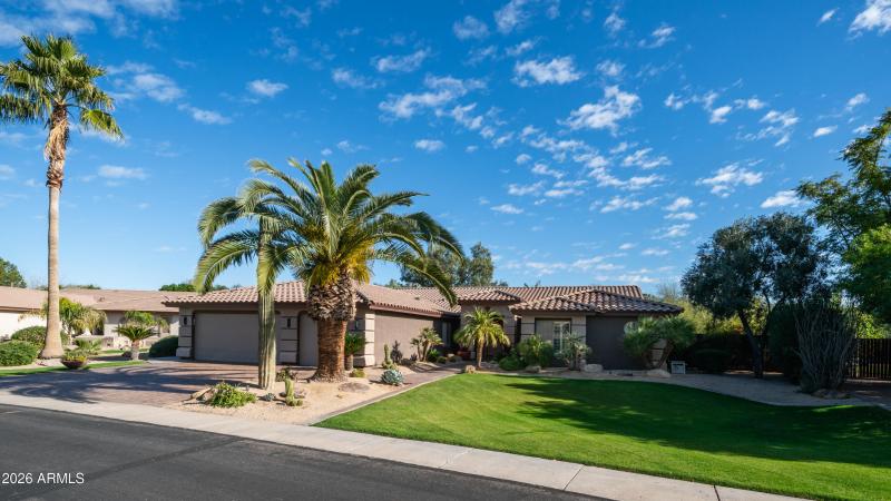 2540 W Tulsa St Exterior Photos-4