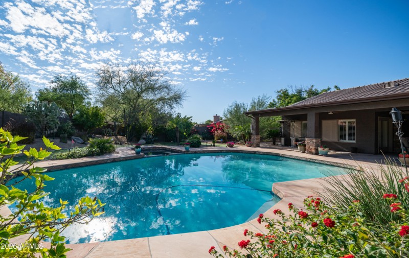 2540 W Tulsa St Exterior Photos-17