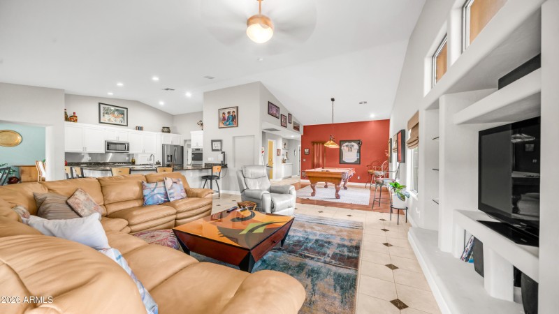 2540 W Tulsa St (20)