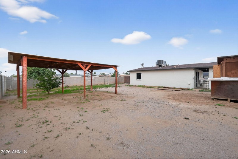 05_4127_N_74th_Ave_Phoenix_AZ_85033-Exte