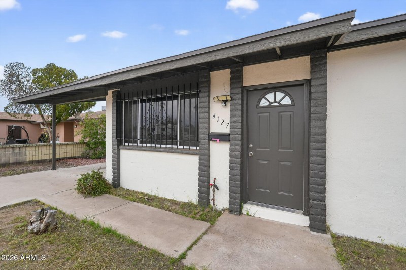 11_4127_N_74th_Ave_Phoenix_AZ_85033-Exte