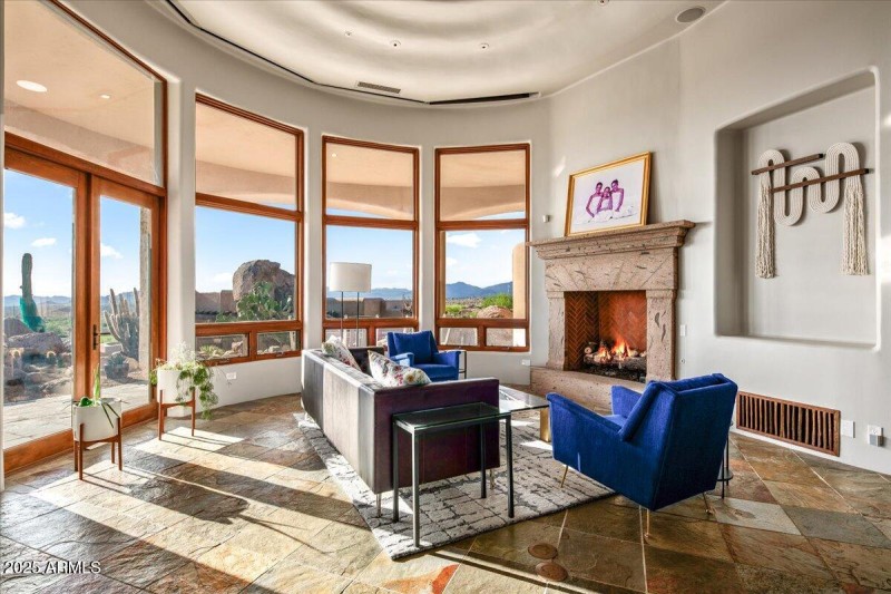 13-Living Room