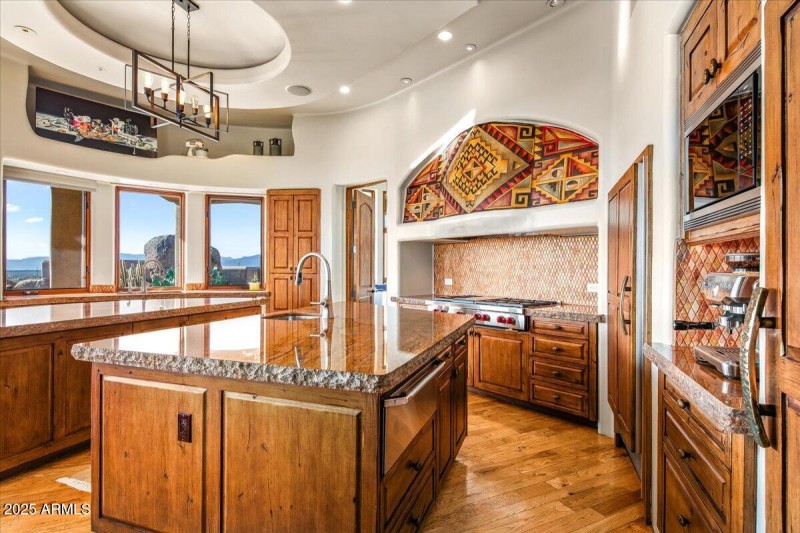 27-Kitchen Views