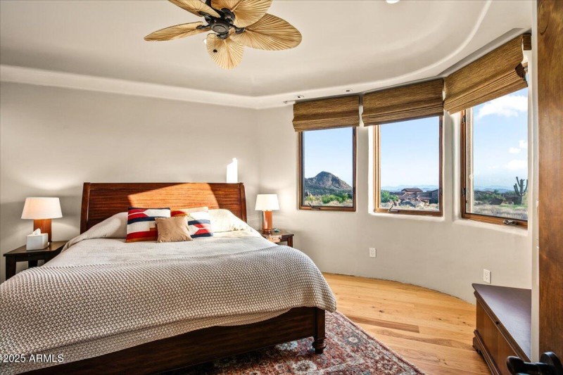 50-Guest Suite
