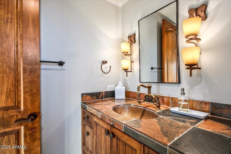 51-Guest Bath