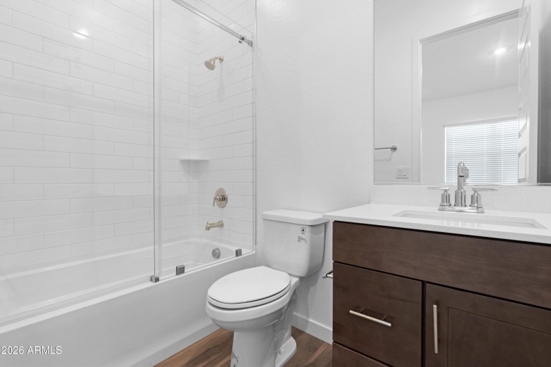 2nd Master Bath
