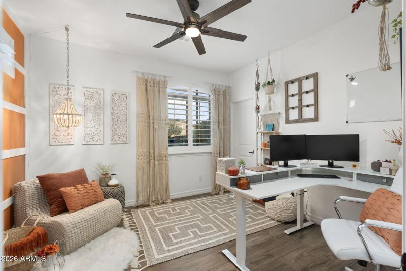 28-web-or-mls-DSC02461 copy