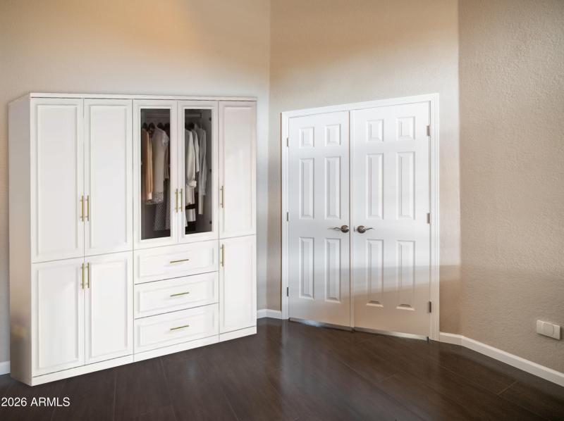 Bed 3/den virtually staged