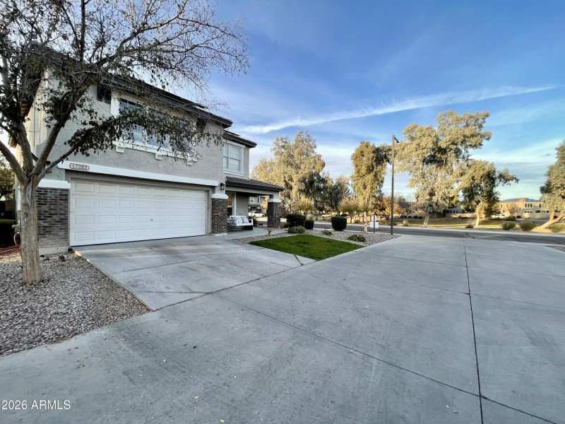 PicTapGo-2026-01-05-201852-scaled