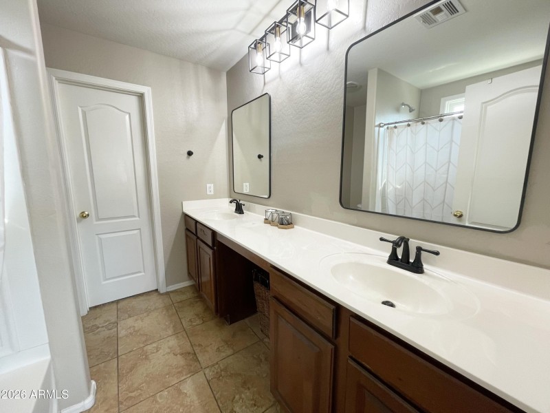 PicTapGo-2026-01-06-083756-scaled