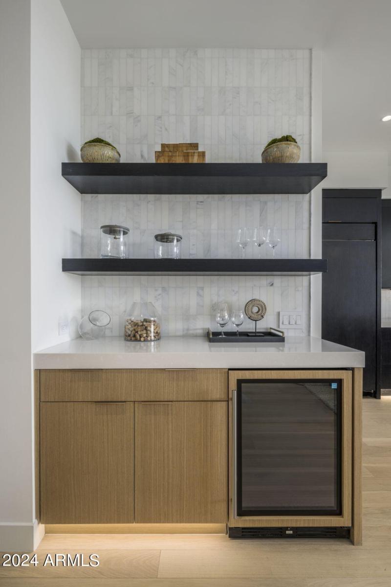 32-web-or-mls-4-250036
