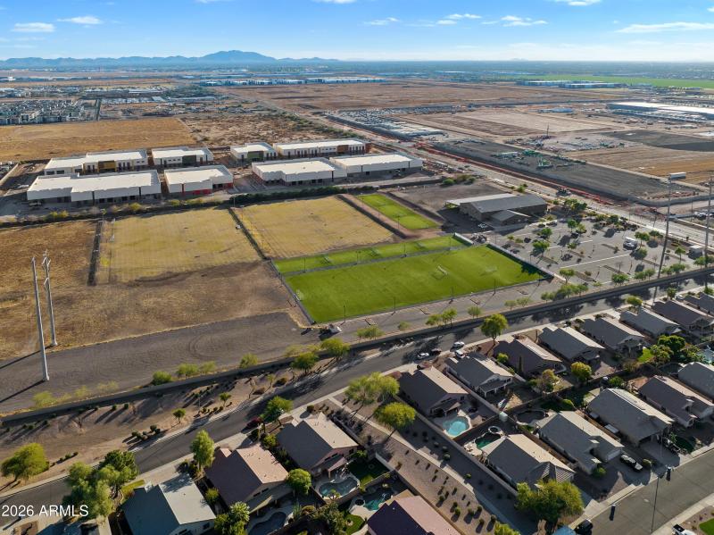 DJI_20241112065233_0109_D