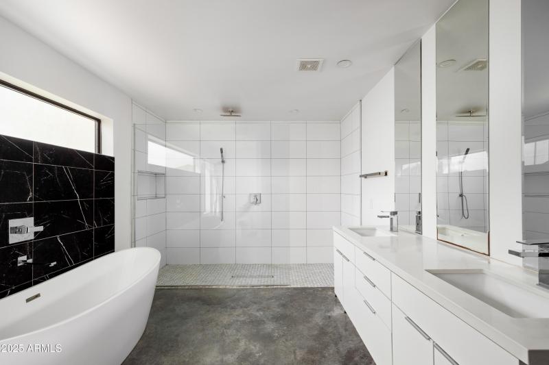 14025 N. 11th Pl.-15