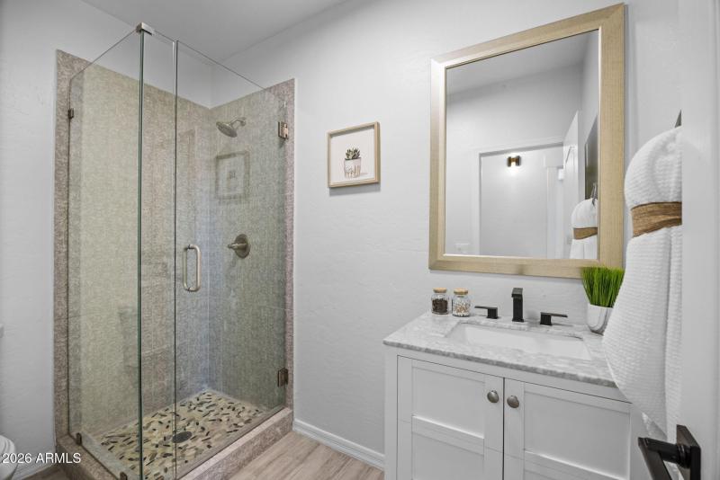 14-web-or-mls-1442-w-laurel-ave