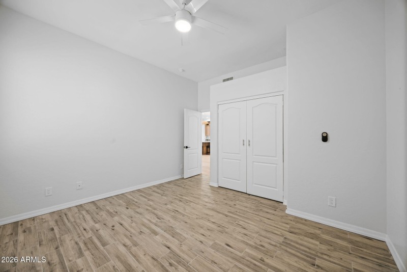 33-web-or-mls-1442-w-laurel-ave