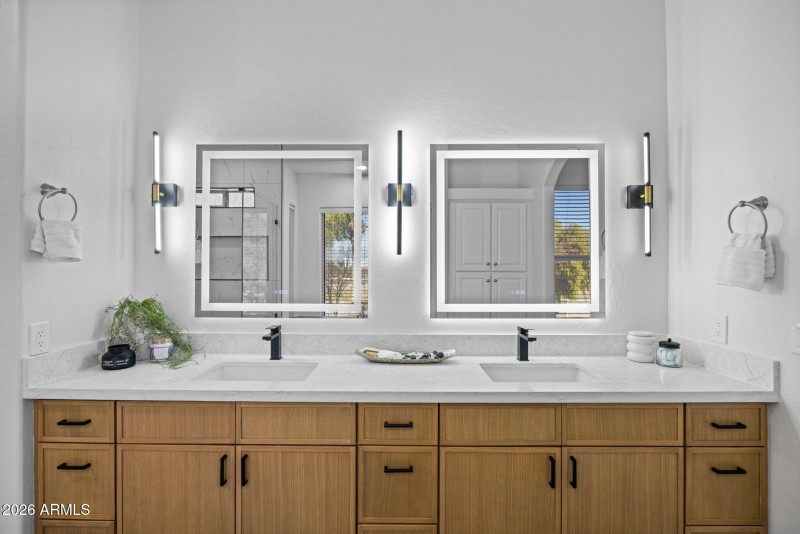 45-web-or-mls-1442-w-laurel-ave