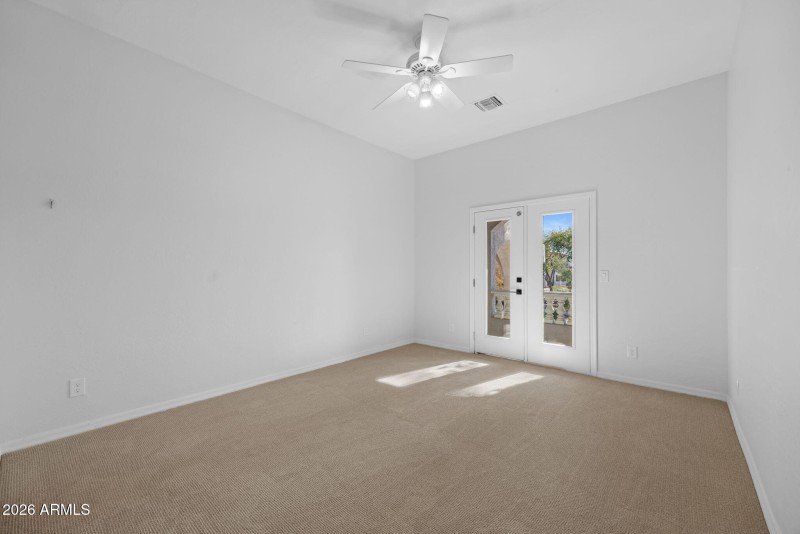 53-web-or-mls-1442-w-laurel-ave