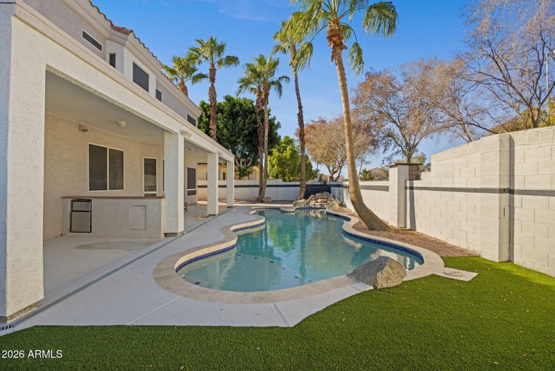 58-web-or-mls-1442-w-laurel-ave